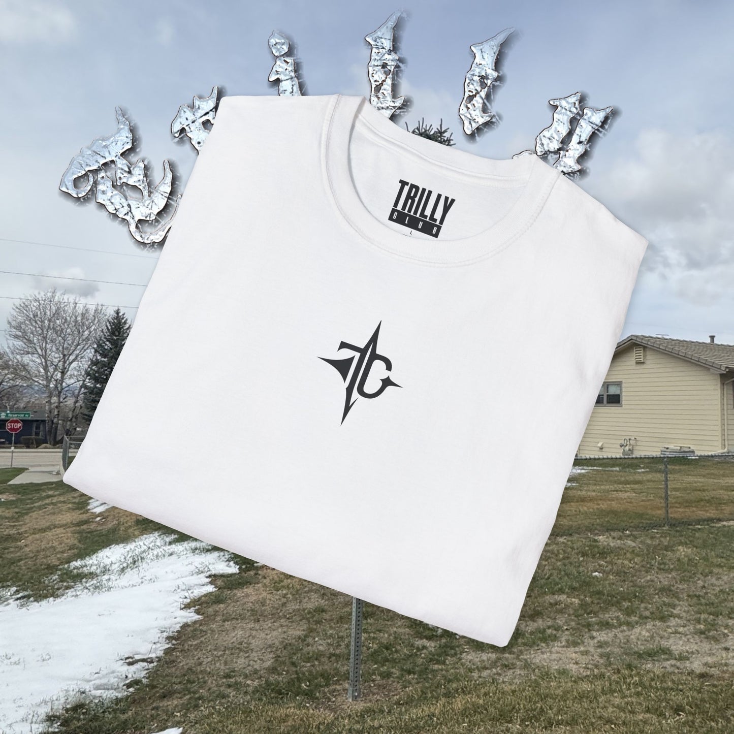 Trilly Club (LIMITED ERA) TEE