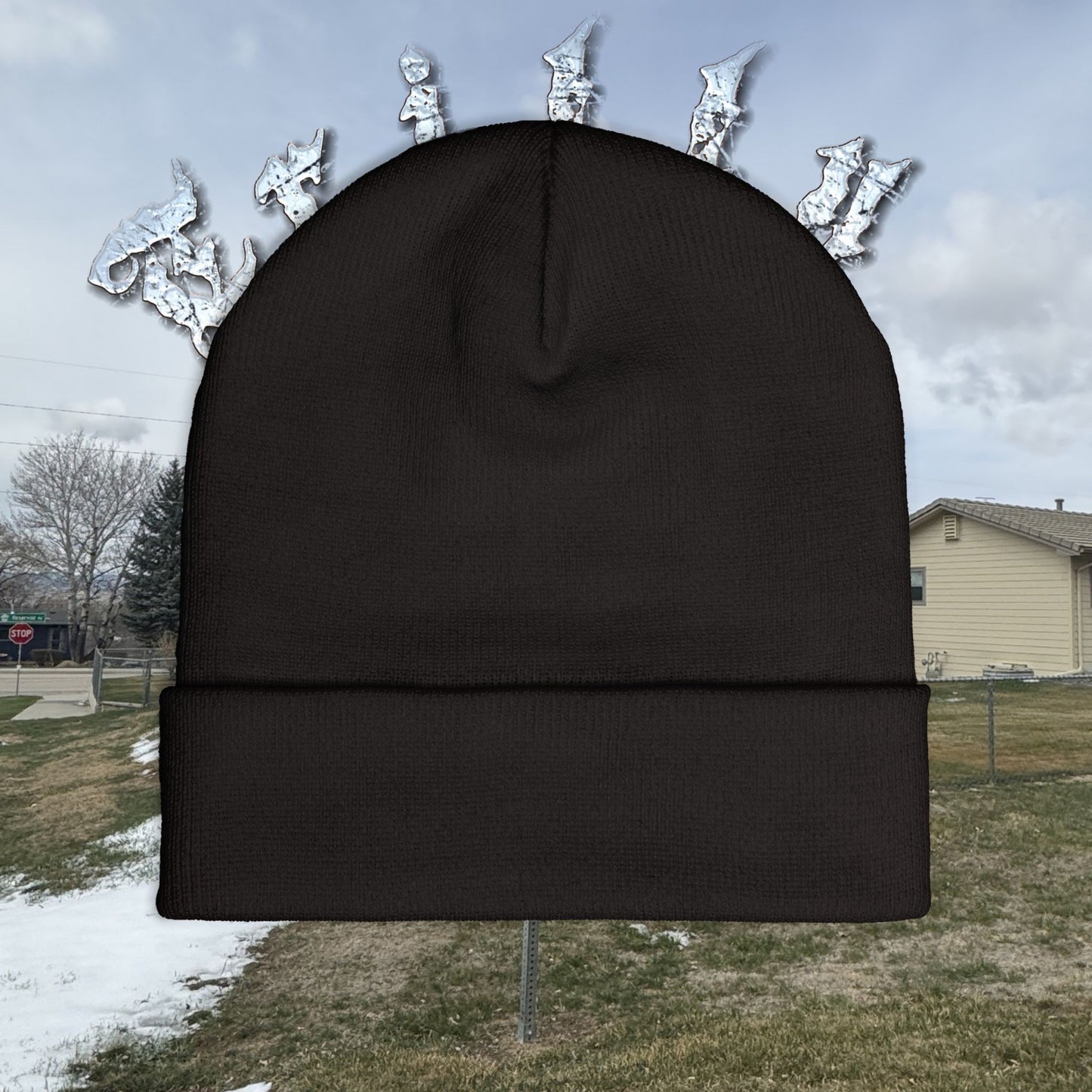 TRILLY CLUB (LIMITED) Beanie