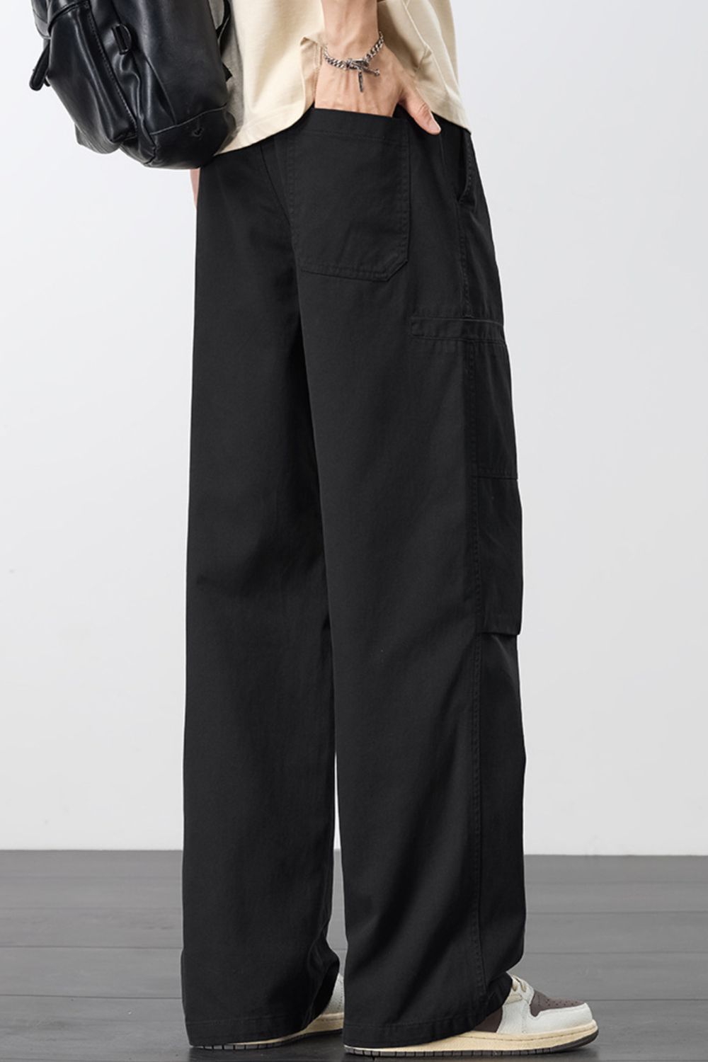 62cde6b4-558a-40ed-9472-e3d1b827d1a2-Max