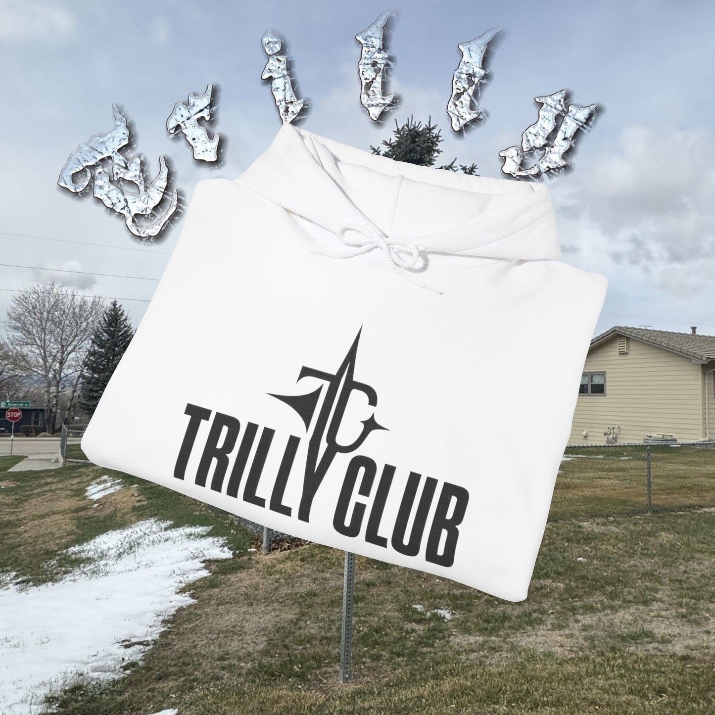 TRILLY CLUB - Pull Over Hoodie