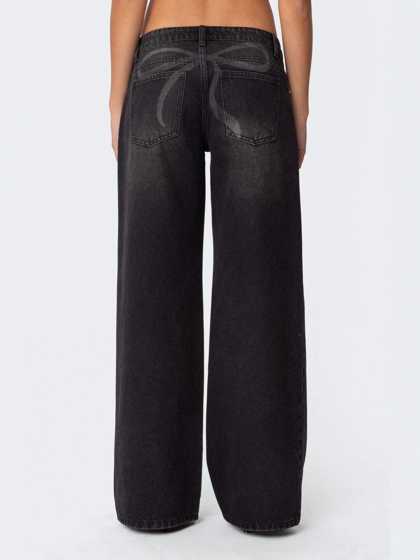 e9d95ec3-9117-4aeb-9a86-c849a7f75a01-Max